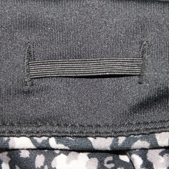 Marika Women's Black Gray Animal Mix Skort Size Small - Picture 10 of 10